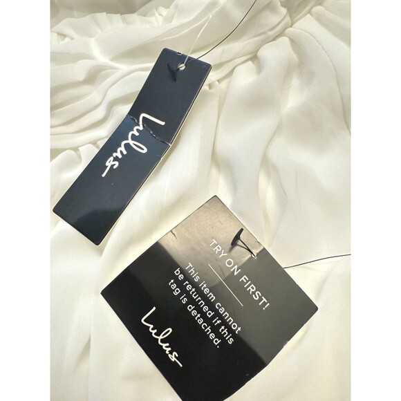 👰♀️ NWT Lulu’s White Chiffon Maxi Dress – Deep V-Neck, Side Slit – Size S - Picture 4 of 7